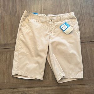 Columbia sportswear company size 8 women’s Bermuda shorts